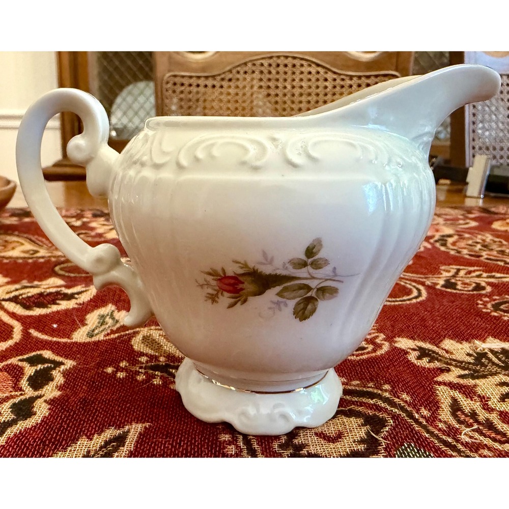 Royal Rose Fine China Creamer | Vintage Japan Floral Gold Trim Cottagecore - Picture 2 of 5